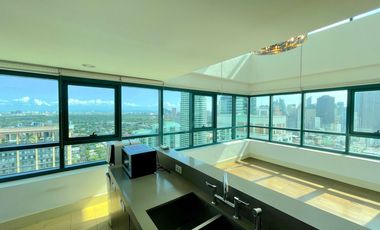 For Sale Three Bedroom Condo Loft Unit at Edades Rockwell Makati