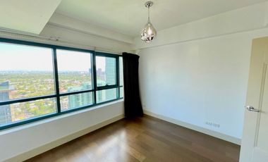 For Sale Three Bedroom Condo Loft Unit at Edades Rockwell Makati