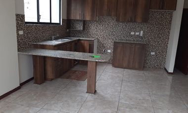 VENTA DE EDIFICIO EN CENTRO DE ESMERALDAS