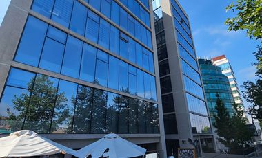 Oficina 2 privados Estoril Las Condes, nuevo metro Estoril