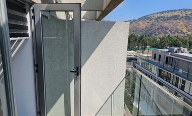 Oficina 2 privados Estoril Las Condes, nuevo metro Estoril