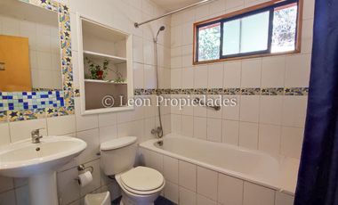 Leon Propiedades vende parcela en condominio en sector Miraflores, Curacaví.