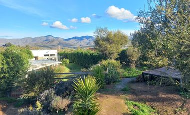 LINDA PARCELA CON 2 CASAS EN CONDOMINIO CONSOLIDADO