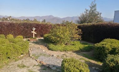 LINDA PARCELA CON 2 CASAS EN CONDOMINIO CONSOLIDADO