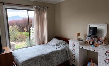 LINDA PARCELA CON 2 CASAS EN CONDOMINIO CONSOLIDADO