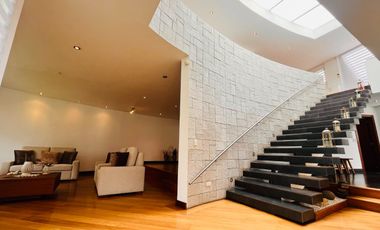 VENTA CASA URB EL CONDADO