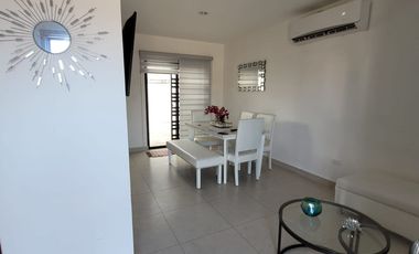 RENTA CASA AMUEBLADA FRACC AZUL MARINO