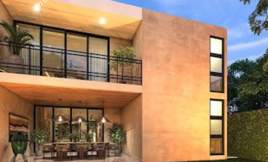 Casa en venta con 4 recamaras en privada con alberca