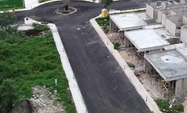 Casa en venta con 4 recamaras en privada con alberca