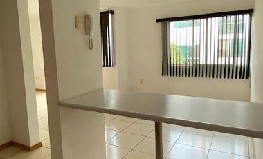 DEPARTAMENTO EN RENTA EN EL MORAL 3 RECAMARAS C/U CON BAÑO