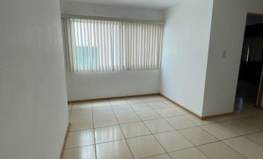 DEPARTAMENTO EN RENTA EN EL MORAL 3 RECAMARAS C/U CON BAÑO