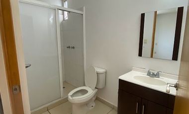 DEPARTAMENTO EN RENTA EN EL MORAL 3 RECAMARAS C/U CON BAÑO