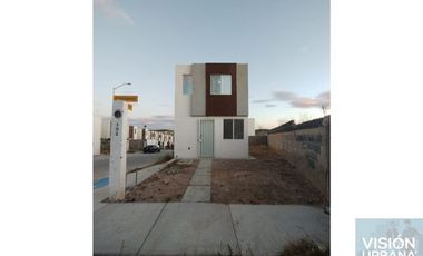 Estrenar casa en esquina y excedente de terreno, ubicada en Fracc Vista de La Montaña Aguas Calientes ME