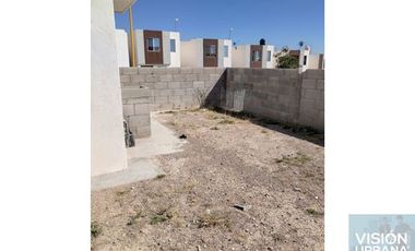 Estrenar casa en esquina y excedente de terreno, ubicada en Fracc Vista de La Montaña Aguas Calientes ME