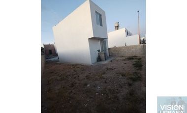 Estrenar casa en esquina y excedente de terreno, ubicada en Fracc Vista de La Montaña Aguas Calientes ME