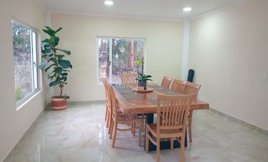 Casa en arriendo en el sector Loma del Escobero, Envigado