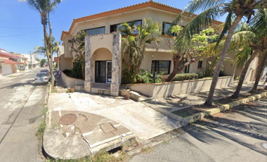 HERMOSA CASA EN VENTA DE REMATE CON ALBERCA EN BOCA DEL RIO VERACRUZ