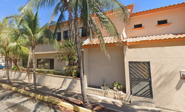 HERMOSA CASA EN VENTA DE REMATE CON ALBERCA EN BOCA DEL RIO VERACRUZ