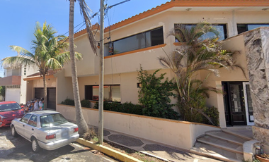 HERMOSA CASA EN VENTA DE REMATE CON ALBERCA EN BOCA DEL RIO VERACRUZ