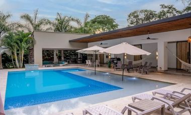 TE RENTO LINDA FINCA EL TRIUNFO EN BUCARAMANGA LLAMANOS AL3246420512 DISPONIBLE PARA TEMPORADA!!