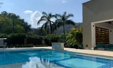 TE RENTO LINDA FINCA EL TRIUNFO EN BUCARAMANGA LLAMANOS AL3246420512 DISPONIBLE PARA TEMPORADA!!