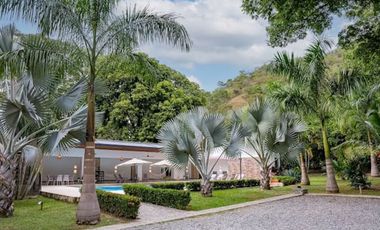 TE RENTO LINDA FINCA EL TRIUNFO EN BUCARAMANGA LLAMANOS AL3246420512 DISPONIBLE PARA TEMPORADA!!