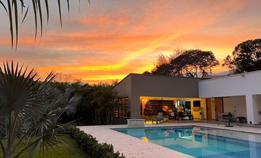 TE RENTO LINDA FINCA EL TRIUNFO EN BUCARAMANGA LLAMANOS AL3246420512 DISPONIBLE PARA TEMPORADA!!