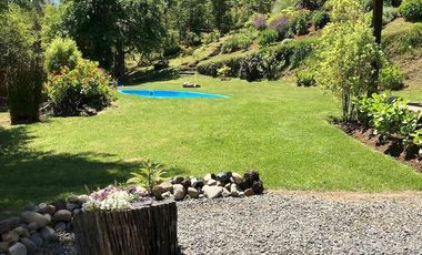 SE vende paraíso en la Tierra, acogedora casa con vista al lago Calafquén