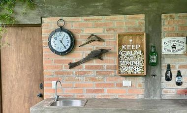 SE vende paraíso en la Tierra, acogedora casa con vista al lago Calafquén