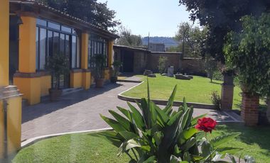 Renta Casa sola amueblada o sin muebles en San Miguel Tlaixpan, Texcoco, con 900 m2 de jardín.
