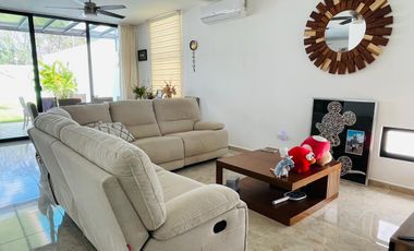 CASA AMUEBLADA EN RENTA EN MÉRIDA, PRIVADA ZELENA CONKAL