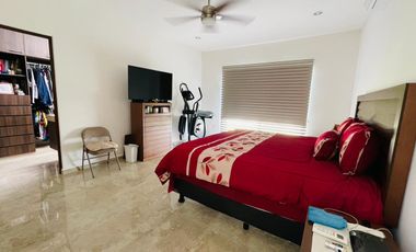 CASA AMUEBLADA EN RENTA EN MÉRIDA, PRIVADA ZELENA CONKAL