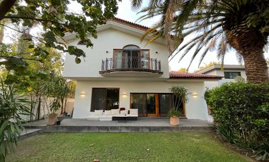 Casa en renta en Villa Magna. Hermosa!