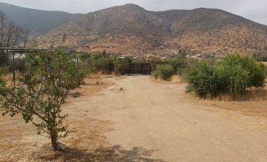 PARCELA PLANA CON CASA EN CUYUNCAVÍ BAJO CURACAVI