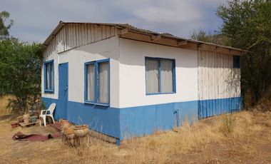 PARCELA PLANA CON CASA EN CUYUNCAVÍ BAJO CURACAVI