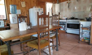 PARCELA PLANA CON CASA EN CUYUNCAVÍ BAJO CURACAVI