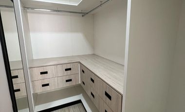 Venta de Casa por estrenar- ubicado en Ricaurte