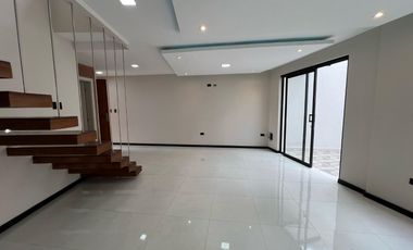 Venta de Casa por estrenar- ubicado en Ricaurte
