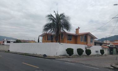CASA GRANDE DE 2 DEPARTAMENTOS INDEPENDIENTES