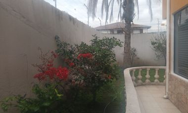 CASA GRANDE DE 2 DEPARTAMENTOS INDEPENDIENTES