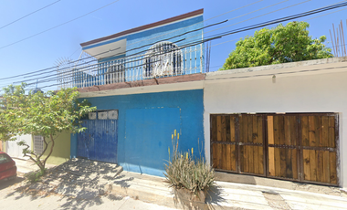 Casa en venta ¡REMATE BANCARIO! -Cerro Tlacotepec, Los Insurgentes, Iguala de la Independencia, Guerrero.