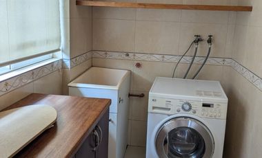 RENTA DEPARTAMENTO 2 DORMITORIOS PRIMAVERA CUMBAYA URB. LUJO CERCA AL SCALA
