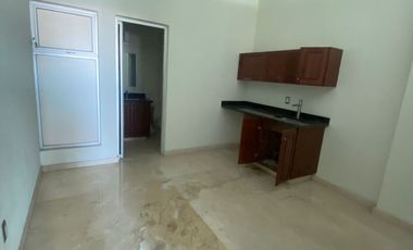 EDIFICIO EN RENTA FRENTE A LA MARINELA, EL COLLI, ZAPOPAN, AV PATRIA