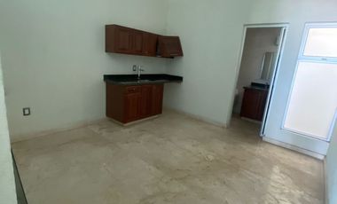 EDIFICIO EN RENTA FRENTE A LA MARINELA, EL COLLI, ZAPOPAN, AV PATRIA
