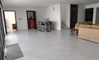 CASA RESIDENCIAL CON ALBERCA EN VENTA, EN MIRAVALLE, SAN LUIS POTOSI, SLP