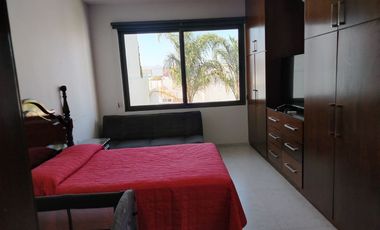 CASA RESIDENCIAL CON ALBERCA EN VENTA, EN MIRAVALLE, SAN LUIS POTOSI, SLP