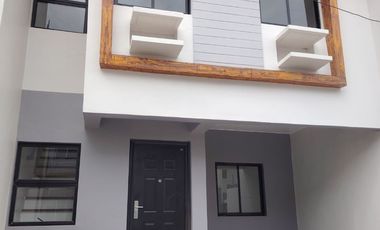 Townhouses For Sale in PTC Suncrest 2  Imus Cavite Near In SM Center Bucandala