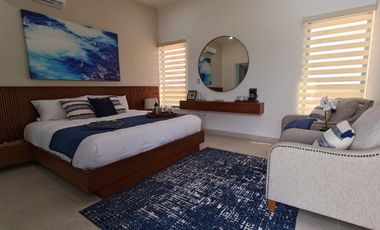 Casa en Venta en Cancún – 3 Niveles, Master Suite con Terraza Privada