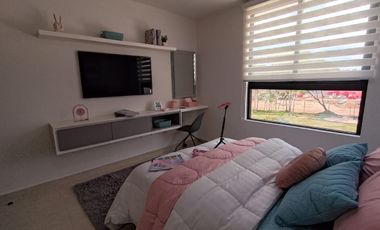 Casa en Venta en Cancún – 3 Niveles, Master Suite con Terraza Privada