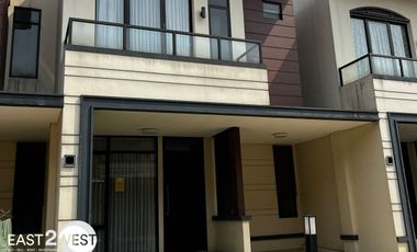 Disewakan Rumah Cluster Gracia Lavon Swancity Cikupa Tangerang Murah Bagus Nyaman Siap Huni